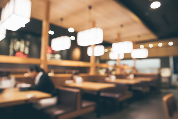落ち着いた空間で食事ができる店